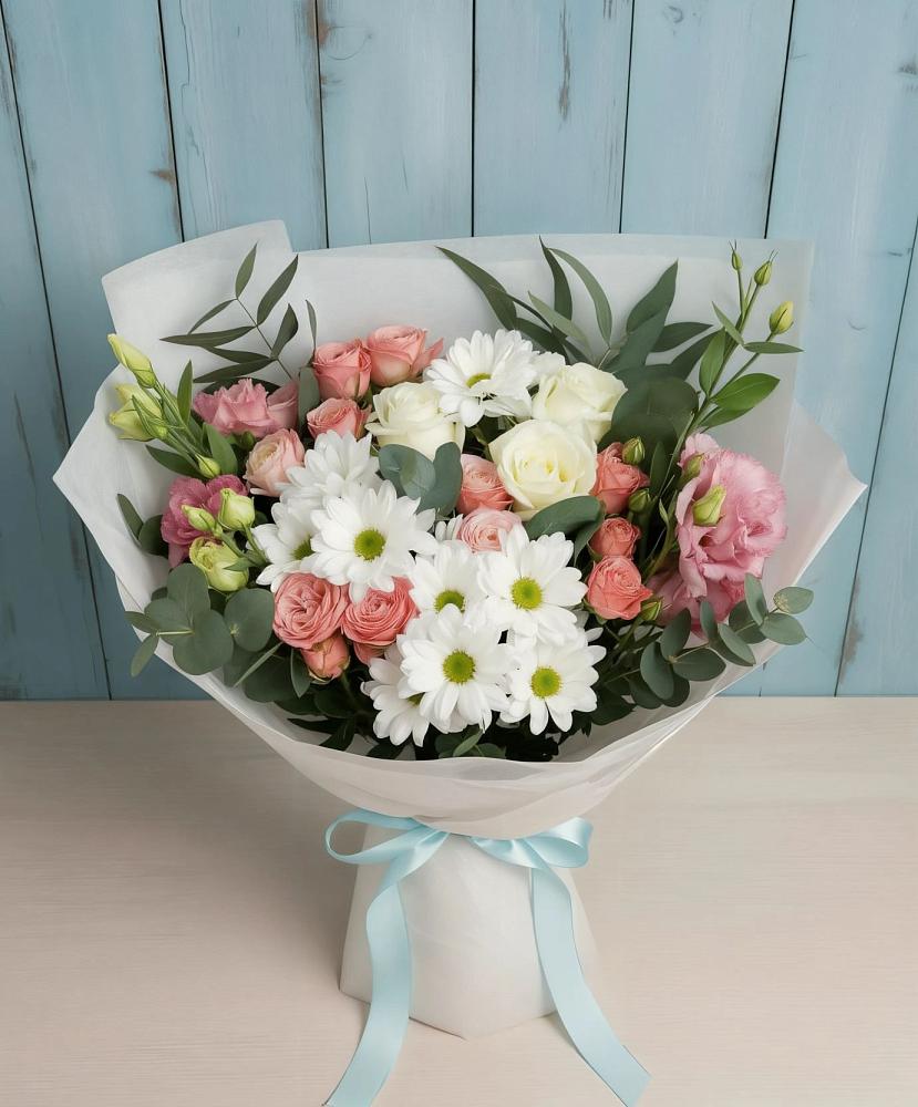 Букет цветов из: Розы, Лизиантусы и Хризантемы в Сотниково