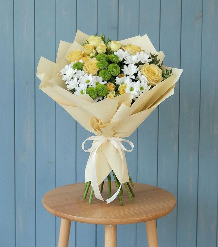 Букет цветов из: Хризантемы и Розы в Сотниково