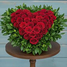 Цветочная композиция из Розы в виде сердца в Сотниково