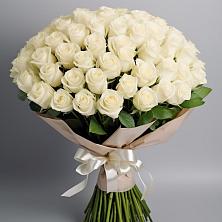 Букет 101 беля роза Белоснежка в Сотниково