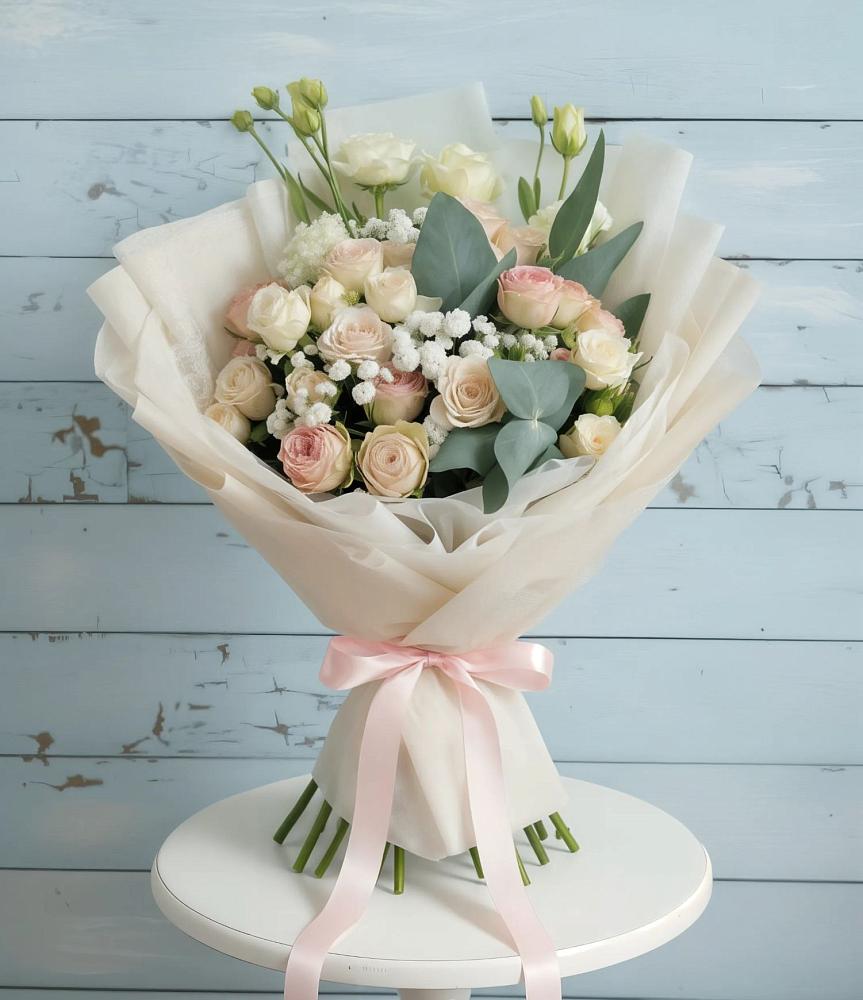 Букет цветов из: Розы и Лизиантусы в Сотниково