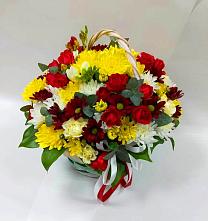 Цветочная композиция из Хризантемы и Розы в корзине в Сотниково