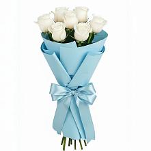 Букет 7 белых роз Проуд в Сотниково