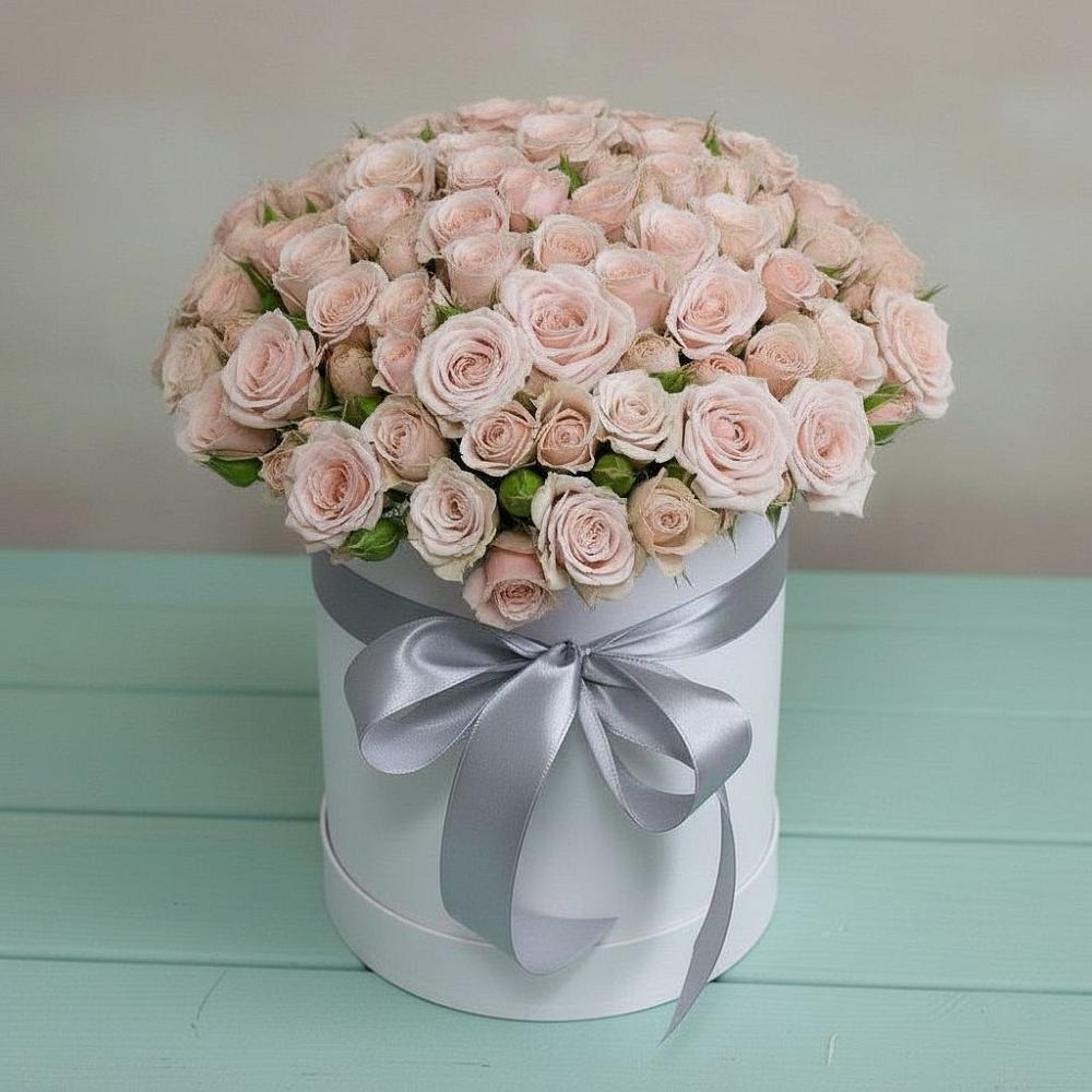 Цветочная композиция из Розы в шляпной коробке в Сотниково